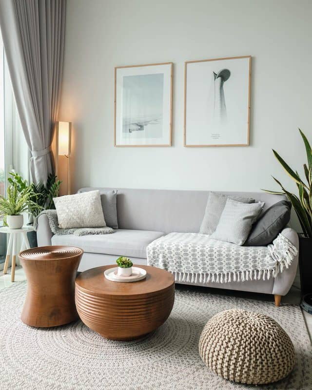 Eetkamerbank met theetafel